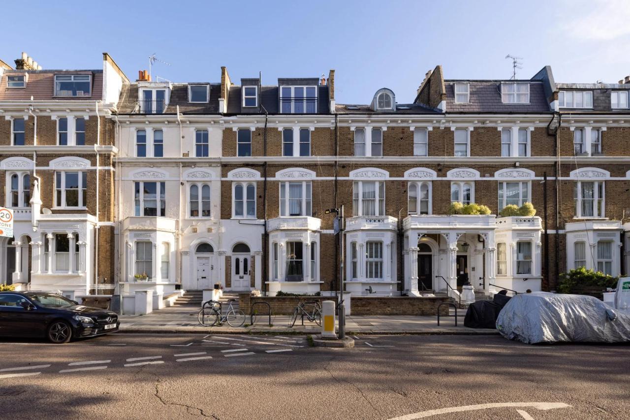 Апартаменты Luxurious 1-bedroom In Kensington Лондон